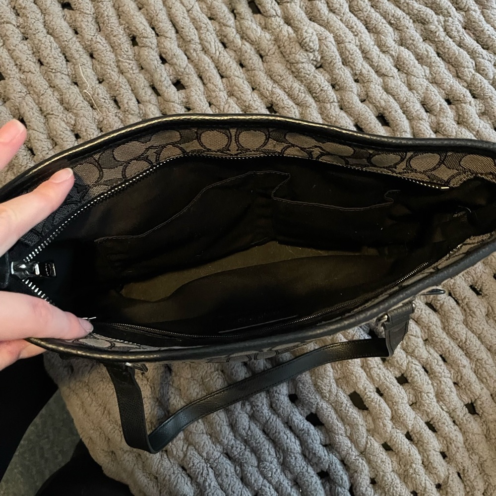 Coach Purse - Picture 3 of 3